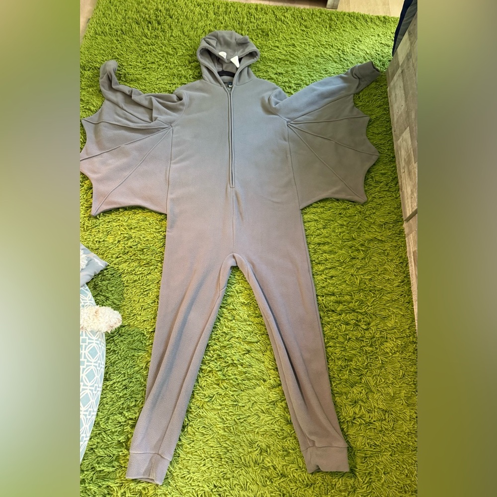Old Navy Gray Batwing Onesie